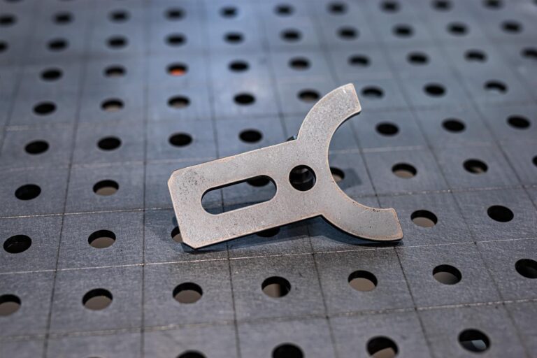 Halbschale für Vorrichtungen